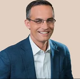 Adam_McCombs_Prof_03212023[3632]